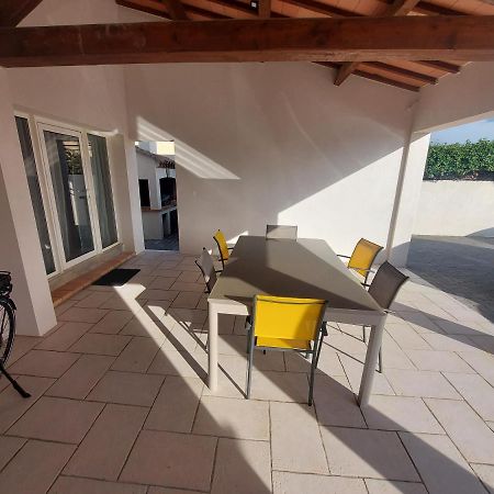 Valergues Studio Neuf Avec Acces Piscine מראה חיצוני תמונה