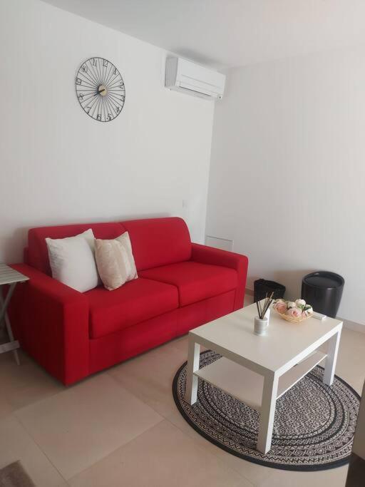 Valergues Studio Neuf Avec Acces Piscine מראה חיצוני תמונה