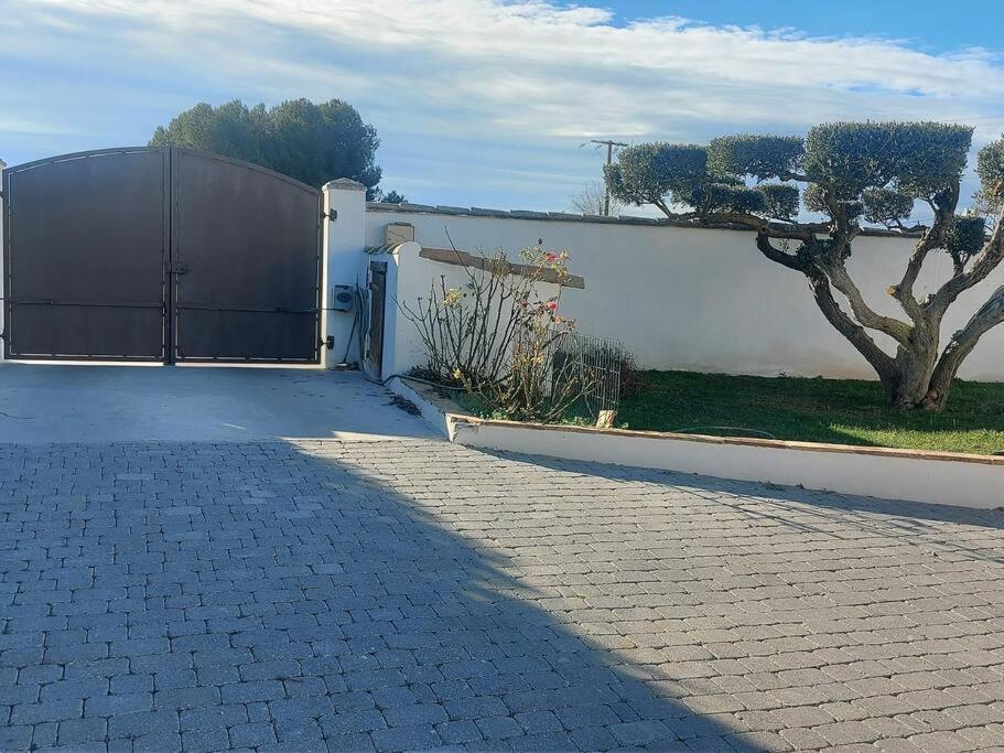 Valergues Studio Neuf Avec Acces Piscine מראה חיצוני תמונה